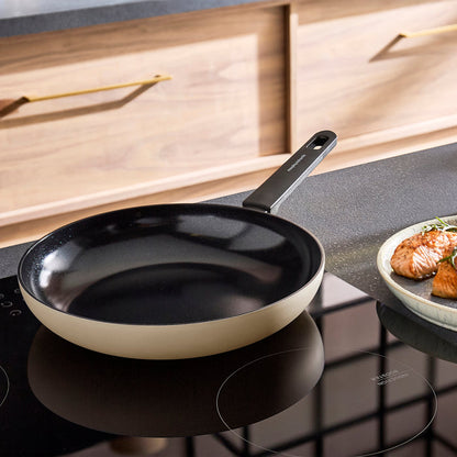 28cm and 20cm Recycled Aluminium Frying Pan Set - Cream