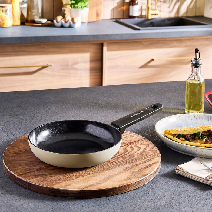 28cm and 20cm Recycled Aluminium Frying Pan Set - Cream