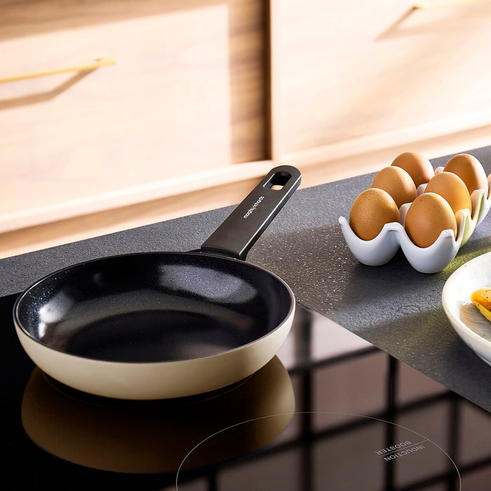 28cm and 20cm Recycled Aluminium Frying Pan Set - Cream