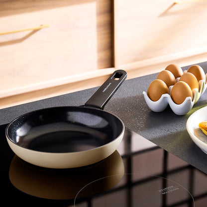 28cm and 20cm Recycled Aluminium Frying Pan Set - Cream