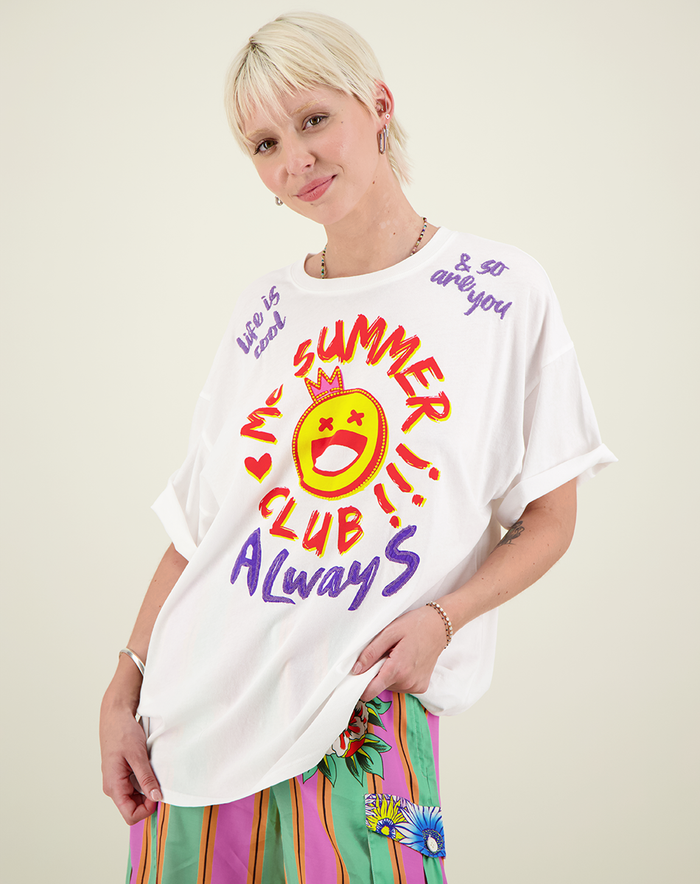 Angelina Me Club Oversized T-Shirt
