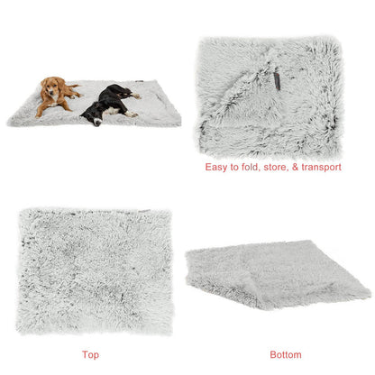 Best Friends by Sheri Blanket Shag Frost 40x50 - Dog.Dog.Cat.