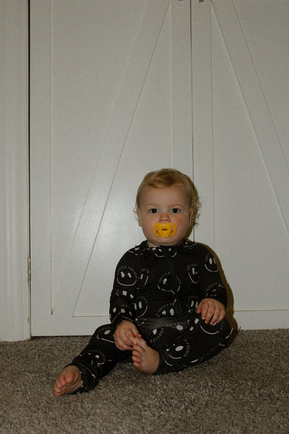 Forever French Baby Bamboo Zip Pajamas, Charcoal & White ff Smile