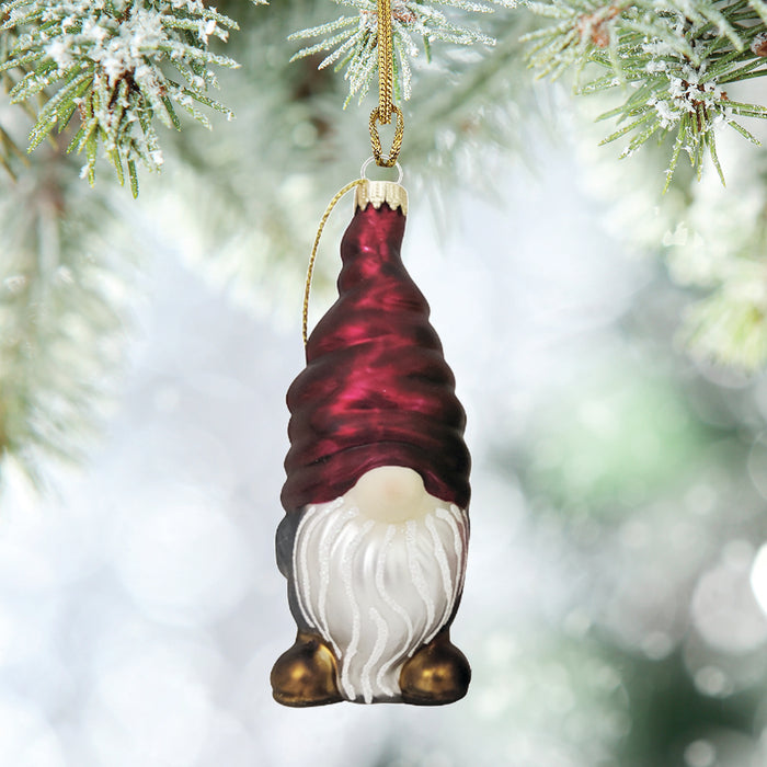 Gnome with Burgundy Hat (1)