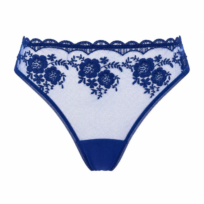 Parisienne Tanga