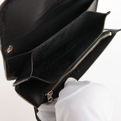 with zipper slot