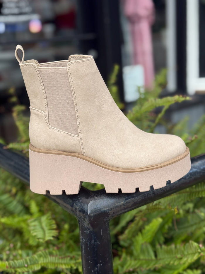 Rabbit Platform Chelsea Boot, Nubuck