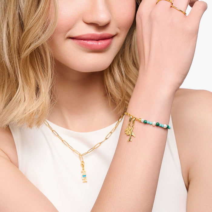 Thomas Sabo Member Charm-Armband mit weißen Perlen, Malachit und Charmista Coin vergoldet - A2130-140-7-L17V