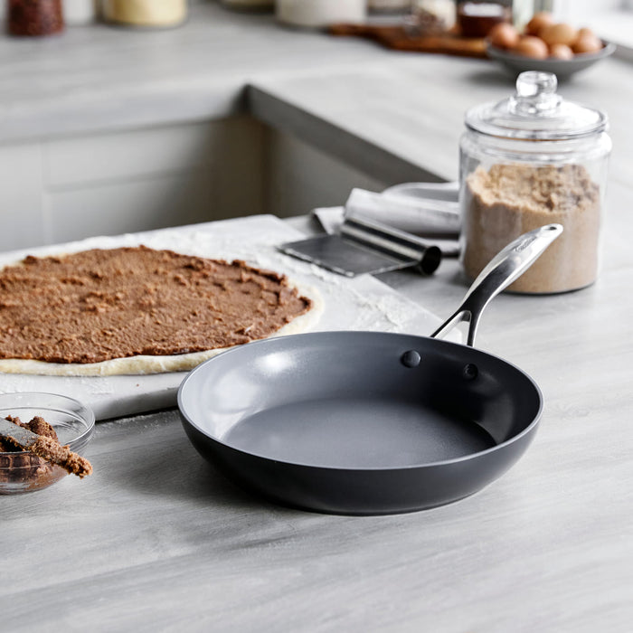 CC002678-001 - Valencia Pro FRYING PAN, DARK GREY - 26CM - Product Image 4