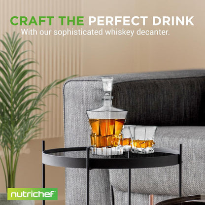 Whiskey Decanter, Enhances Taste, Crystal Glass, 750ml Capacity